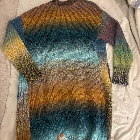 Stellah Multicolor Gradient Cardigan - Picture 3 of 4